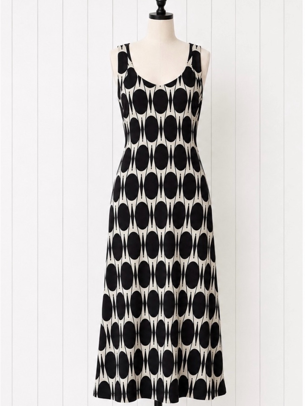 Reitmans Black and White Oval-Print Midi Dress